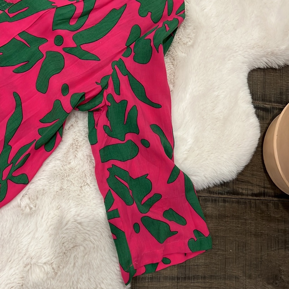 Unique robe, pants and bra set - Picture 16 of 16